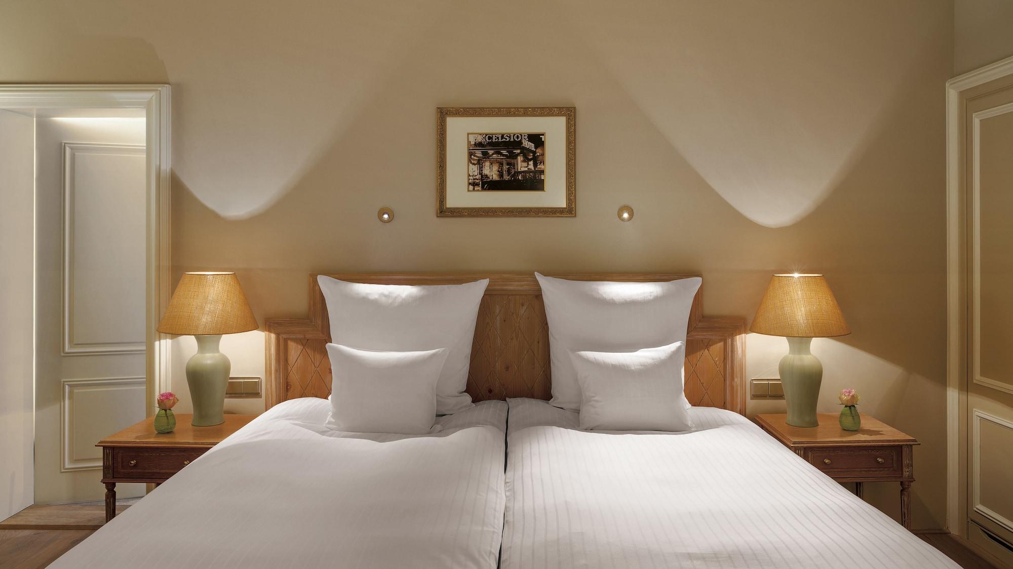 Excelsior By Geisel Hotel Munich Exterior photo